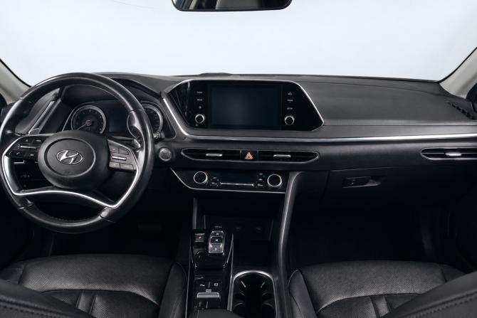 Hyundai Sonata VIII (DN8) с пробегом 2019 года, цена 2 319 000 рублей, 95100 км, седан, Автокод Объявления