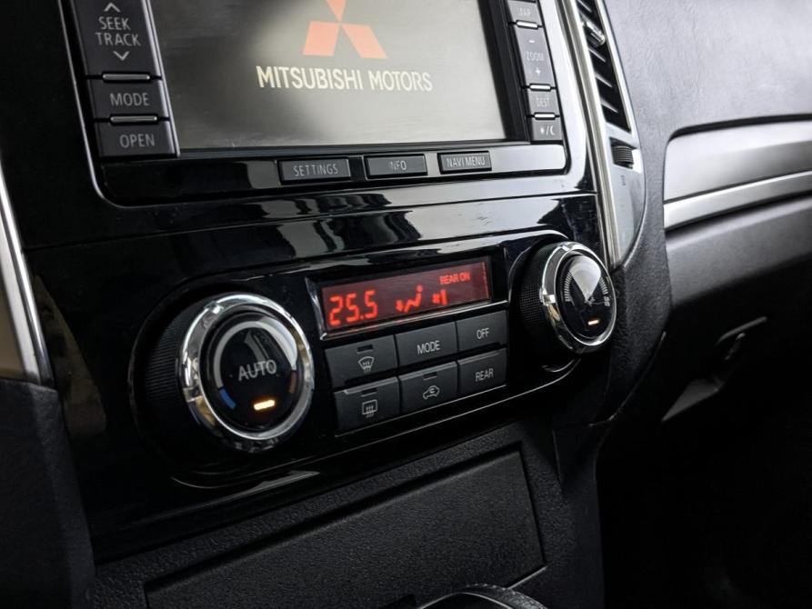 Mitsubishi Pajero IV Рестайлинг 2 Москва  - изображение 21