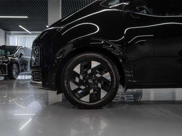 Hyundai Staria I Рестайлинг с пробегом 2026 года, цена 8 000 000 рублей, 17 км, минивэн, Автокод Объявления