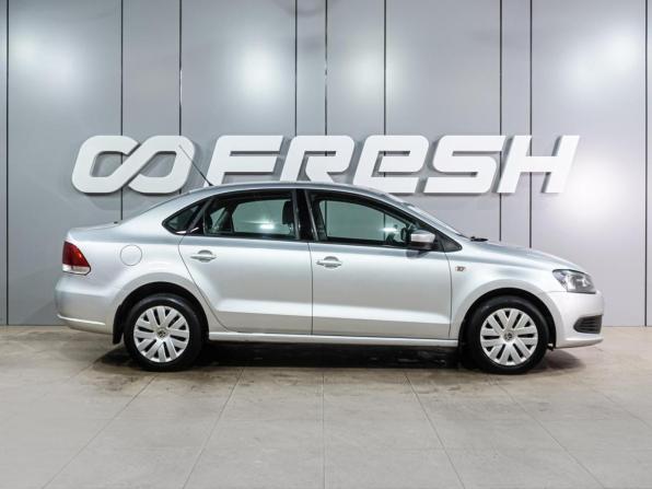 Volkswagen Polo V с пробегом 2011 года, цена 969 000 рублей, 57874 км, седан, Автокод Объявления