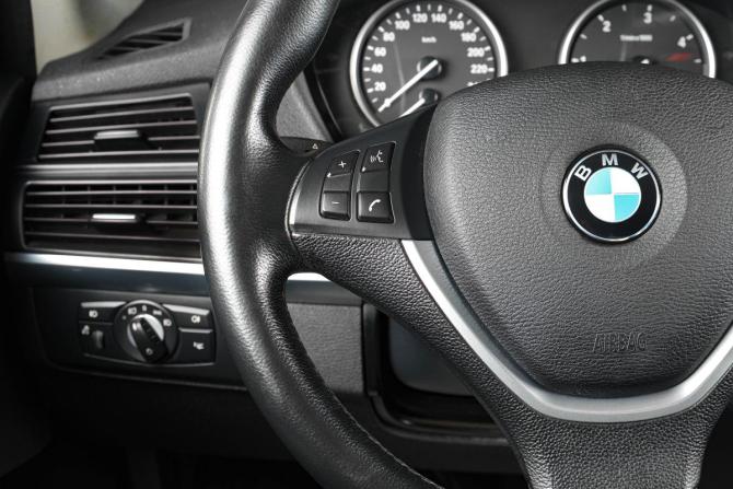 BMW X5 II (E70) Рестайлинг с пробегом 2012 года, цена 2 539 000 рублей, 267434 км, внедорожник, Автокод Объявления