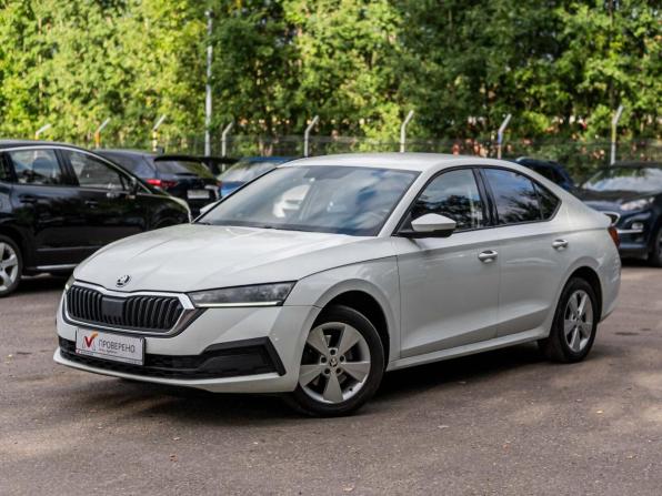 Skoda Octavia IV (A8) с пробегом 2021 года, цена 1 200 000 рублей, 465792 км, лифтбек, Автокод Объявления
