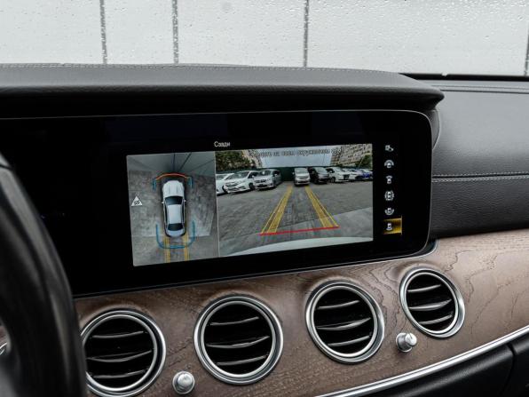 Mercedes-Benz E-Класс V (W213 S213 C238) Рестайлинг с пробегом 2021 года, цена 4 340 000 рублей, 72807 км, седан, Автокод Объявления