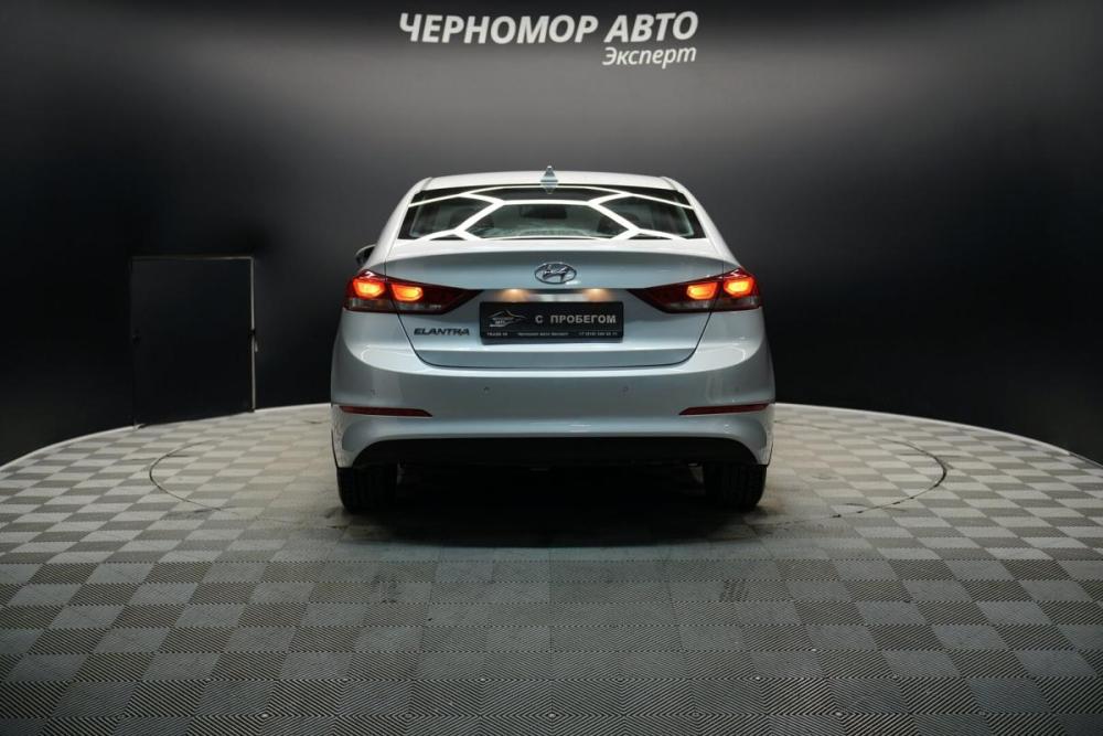 Hyundai Elantra VI (AD) Крым  - изображение 4