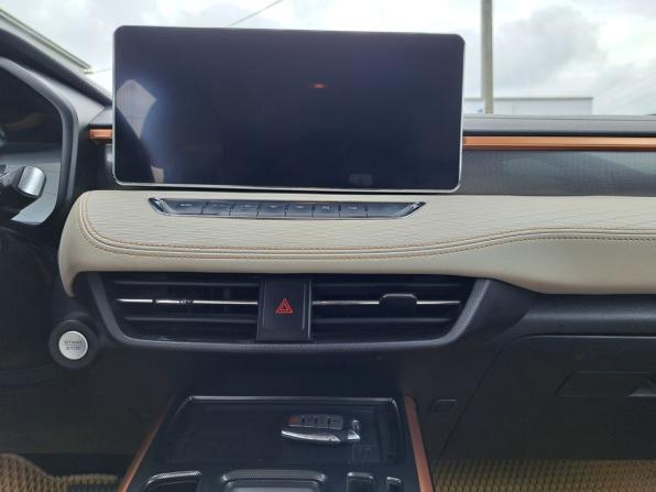 Haval Jolion I с пробегом 2023 года, цена 1 790 000 рублей, 50823 км, внедорожник, Автокод Объявления