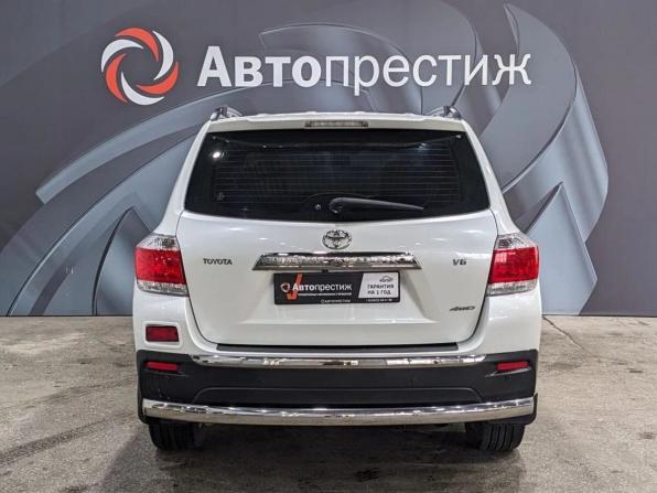Toyota Highlander II (XU40) Рестайлинг с пробегом 2012 года, цена 1 945 000 рублей, 247036 км, внедорожник, Автокод Объявления
