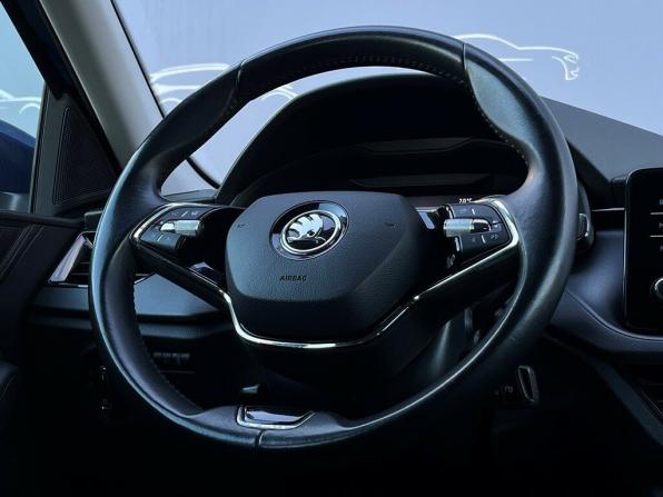 Skoda Rapid II с пробегом 2022 года, цена 1 996 400 рублей, 45420 км, лифтбек, Автокод Объявления