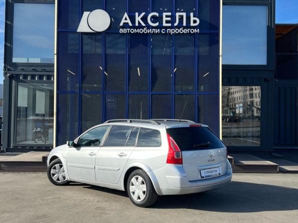 Renault Megane II Рестайлинг с пробегом 2009 года, цена 299 000 рублей, 214089 км, универсал, Автокод Объявления