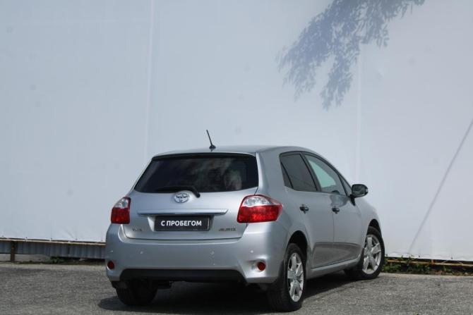 Toyota Auris I Рестайлинг с пробегом 2011 года, цена 970 000 рублей, 171000 км, хэтчбек, Автокод Объявления