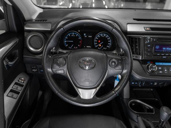Toyota RAV4 IV (XA40) Рестайлинг с пробегом 2018 года, цена 2 670 000 рублей, 53034 км, внедорожник, Автокод Объявления