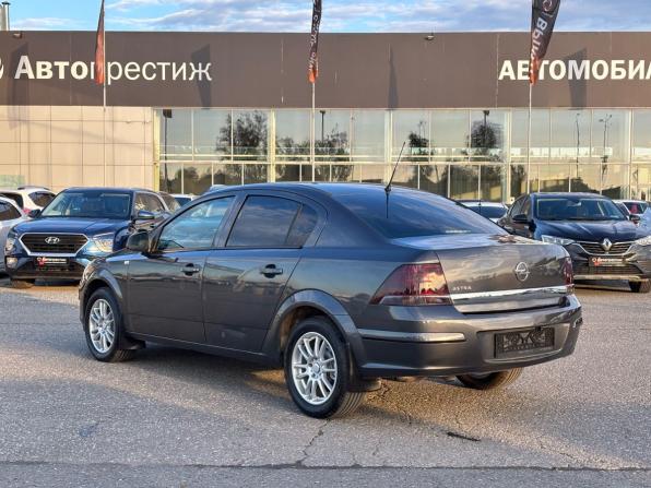 Opel Astra H Рестайлинг с пробегом 2012 года, цена 505 000 рублей, 226647 км, седан, Автокод Объявления