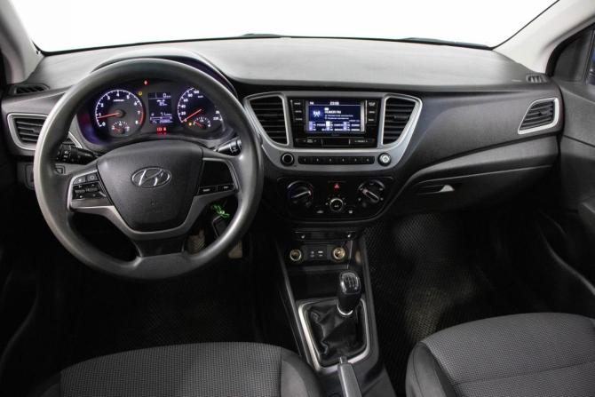 Hyundai Solaris II с пробегом 2017 года, цена 839 900 рублей, 258860 км, седан, Автокод Объявления