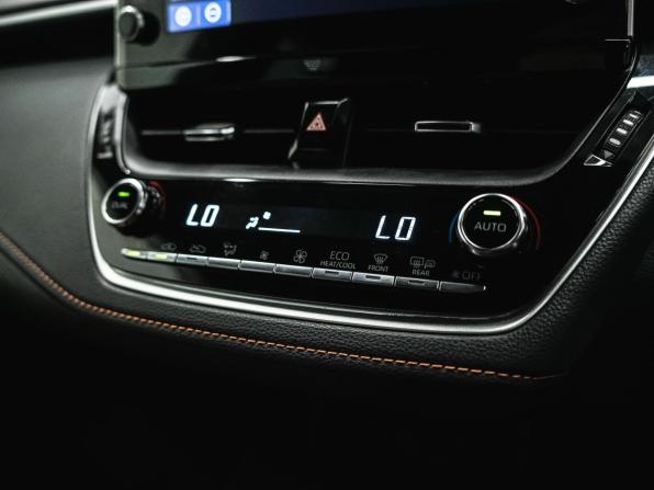 Toyota Corolla XII (E210) с пробегом 2019 года, цена 1 519 000 рублей, 121473 км, хэтчбек, Автокод Объявления
