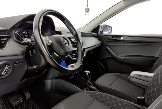 Skoda Rapid I Рестайлинг с пробегом 2020 года, цена 1 352 000 рублей, 174683 км, лифтбек, Автокод Объявления