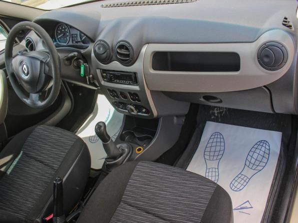 Renault Logan I Рестайлинг с пробегом 2011 года, цена 404 000 рублей, 271705 км, седан, Автокод Объявления