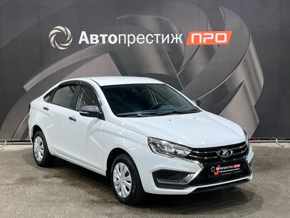 Lada (ВАЗ) Vesta I Рестайлинг (NG) с пробегом 2024 года, цена 1 090 000 рублей, 45041 км, седан, Автокод Объявления