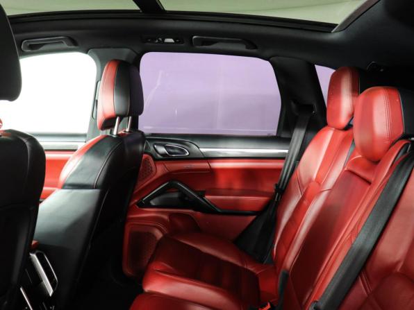 Porsche Cayenne II Рестайлинг (958) с пробегом 2015 года, цена 3 250 000 рублей, 193847 км, внедорожник, Автокод Объявления