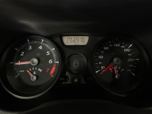 Renault Megane II Рестайлинг с пробегом 2006 года, цена 339 000 рублей, 194209 км, седан, Автокод Объявления