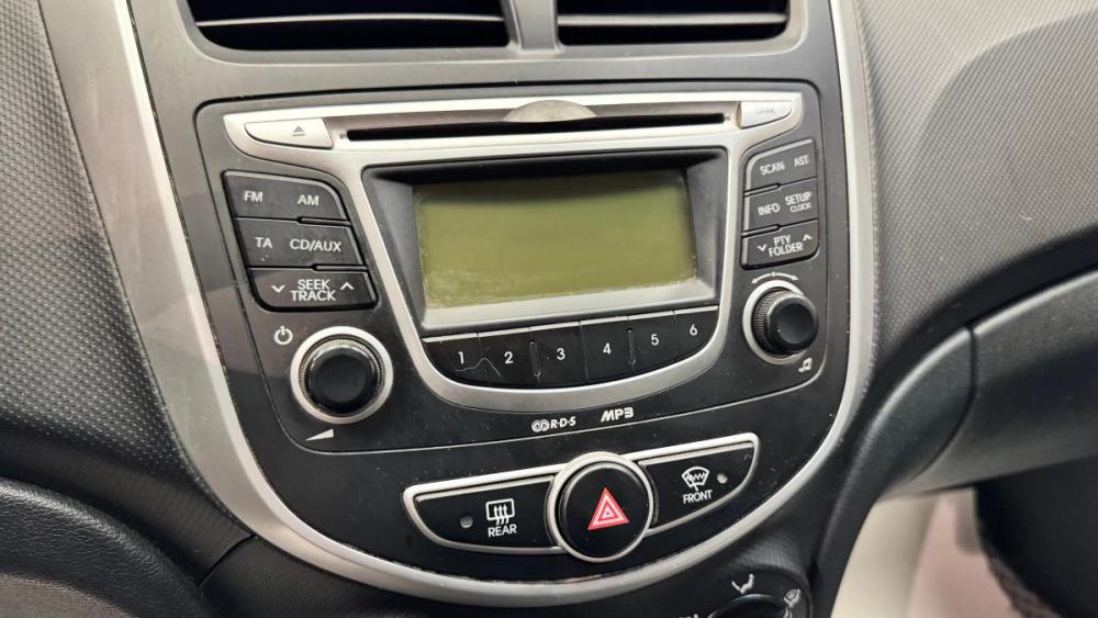 Hyundai Solaris I Киров  - изображение 15