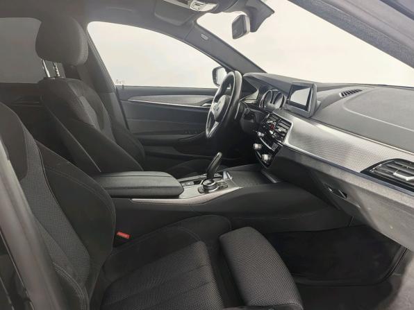 BMW 5 серии VII (G30/G31/G38) с пробегом 2018 года, цена 2 519 000 рублей, 176061 км, седан, Автокод Объявления