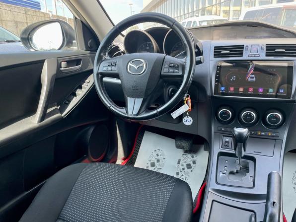Mazda 3 II (BL) Рестайлинг с пробегом 2012 года, цена 799 000 рублей, 196000 км, седан, Автокод Объявления
