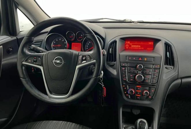 Opel Astra H Рестайлинг с пробегом 2011 года, цена 550 000 рублей, 220001 км, хэтчбек, Автокод Объявления