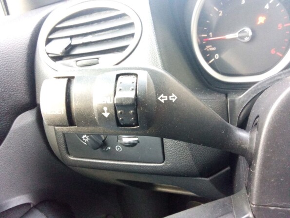 Ford Focus II Рестайлинг с пробегом 2010 года, цена 599 000 рублей, 275940 км, седан, Автокод Объявления
