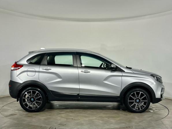 Lada (ВАЗ) XRAY I с пробегом 2018 года, цена 1 040 000 рублей, 57794 км, хэтчбек, Автокод Объявления
