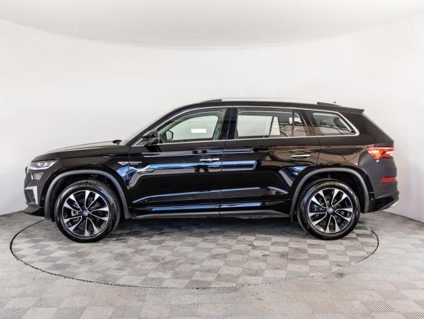 Skoda Kodiaq I Рестайлинг с пробегом 2023 года, цена 4 399 000 рублей, 27593 км, внедорожник, Автокод Объявления