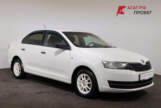 Skoda Rapid I с пробегом 2015 года, цена 700 000 рублей, 200144 км, лифтбек, Автокод Объявления