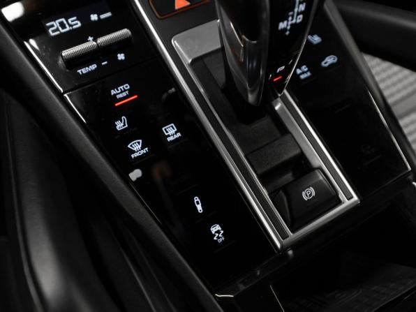 Porsche Cayenne III с пробегом 2019 года, цена 9 990 000 рублей, 82800 км, внедорожник, Автокод Объявления