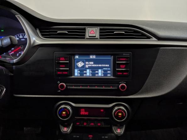 Kia Rio IV Рестайлинг с пробегом 2021 года, цена 1 895 000 рублей, 29037 км, хэтчбек, Автокод Объявления