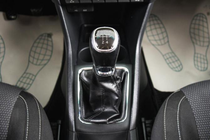 Skoda Rapid I с пробегом 2015 года, цена 959 000 рублей, 171000 км, лифтбек, Автокод Объявления