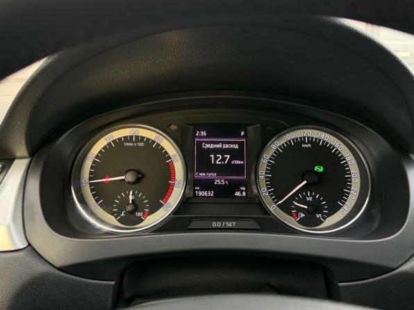Skoda Rapid I с пробегом 2016 года, цена 1 070 000 рублей, 190538 км, лифтбек, Автокод Объявления