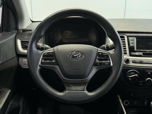 Hyundai Solaris II с пробегом 2019 года, цена 1 400 000 рублей, 145230 км, седан, Автокод Объявления