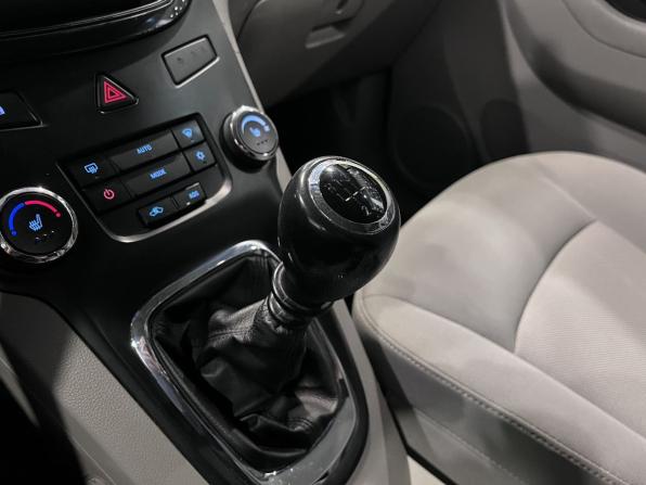 Chevrolet Orlando I с пробегом 2013 года, цена 1 020 000 рублей, 269337 км, компактвэн, Автокод Объявления