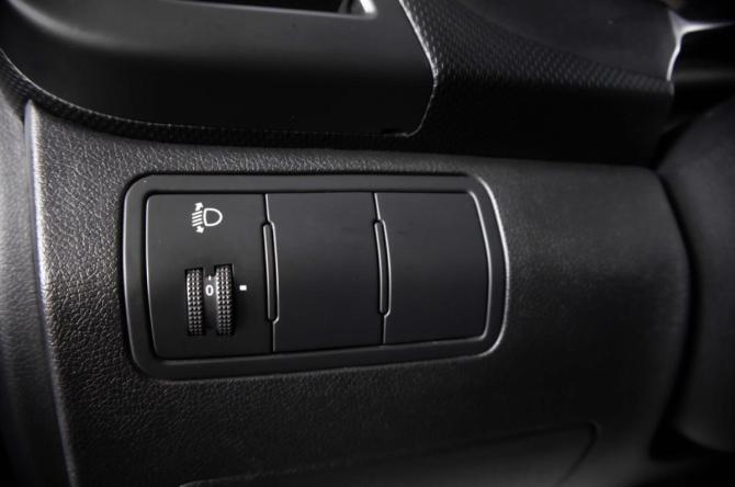 Hyundai Solaris I с пробегом 2012 года, цена 799 000 рублей, 163000 км, седан, Автокод Объявления