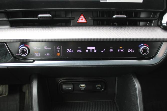 Kia Sportage V с пробегом 2022 года, цена 3 535 000 рублей, 63000 км, внедорожник, Автокод Объявления