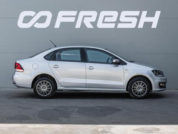 Volkswagen Polo V Рестайлинг с пробегом 2016 года, цена 1 199 000 рублей, 88118 км, седан, Автокод Объявления