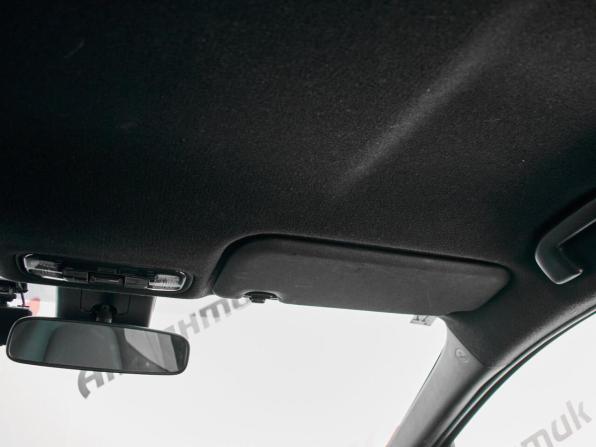 Toyota Yaris IV с пробегом 2021 года, цена 1 370 000 рублей, 66183 км, хэтчбек, Автокод Объявления