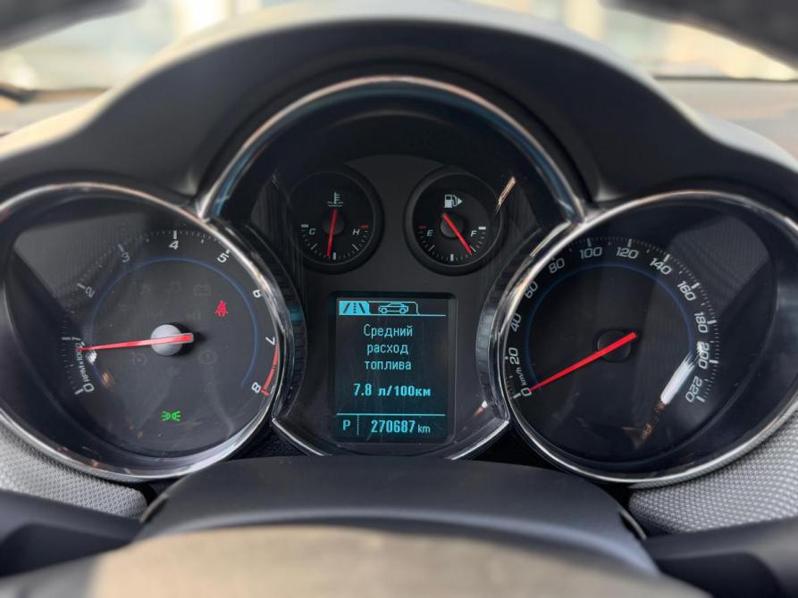 Chevrolet Cruze I Рестайлинг Воронеж  - изображение 11