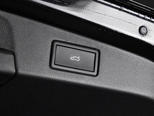 Volkswagen Tiguan III (China Market) с пробегом 2025 года, цена 4 749 000 рублей, 44 км, внедорожник, Автокод Объявления