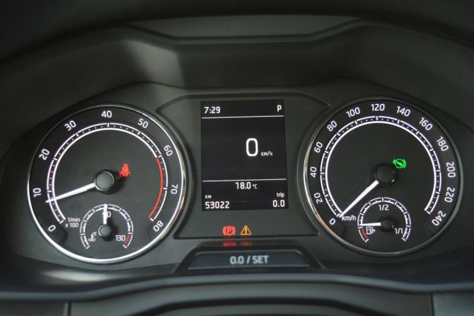Skoda Rapid II с пробегом 2022 года, цена 1 650 000 рублей, 53007 км, лифтбек, Автокод Объявления