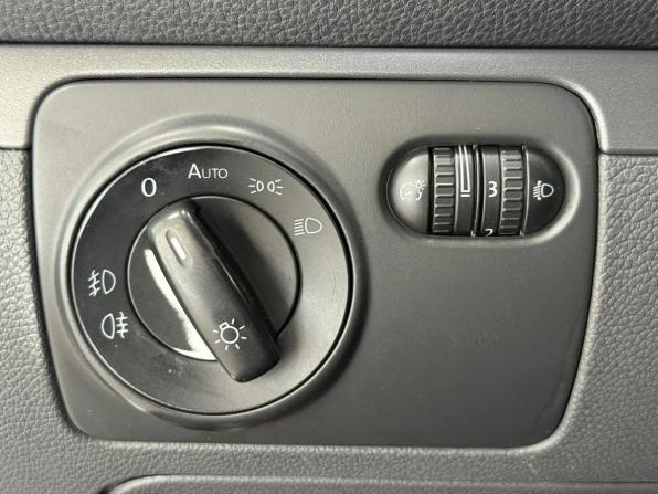 Volkswagen Jetta V с пробегом 2008 года, цена 445 000 рублей, 318990 км, седан, Автокод Объявления