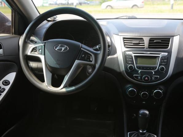 Hyundai Solaris I с пробегом 2013 года, цена 756 000 рублей, 150800 км, седан, Автокод Объявления