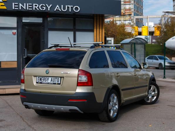 Skoda Octavia II (A5) Рестайлинг с пробегом 2011 года, цена 770 000 рублей, 320128 км, универсал, Автокод Объявления