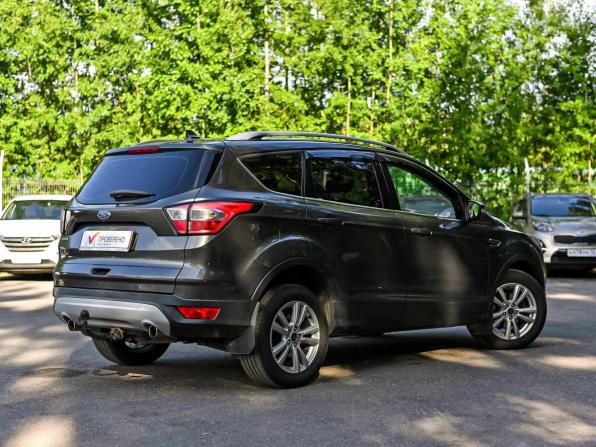 Ford Kuga II Рестайлинг с пробегом 2018 года, цена 1 730 000 рублей, 157342 км, внедорожник, Автокод Объявления