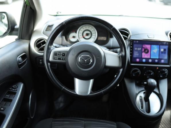Mazda 2 II (DE) с пробегом 2008 года, цена 679 000 рублей, 138540 км, хэтчбек, Автокод Объявления