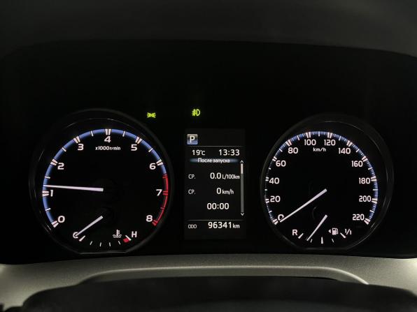Toyota RAV4 IV (XA40) Рестайлинг с пробегом 2017 года, цена 2 350 000 рублей, 96294 км, внедорожник, Автокод Объявления