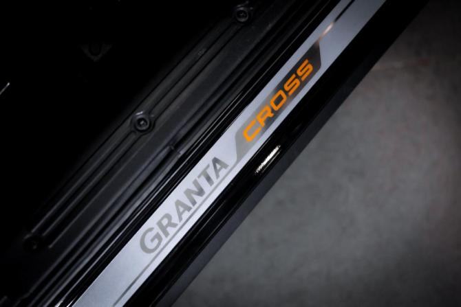 Lada (ВАЗ) Granta I Рестайлинг с пробегом 2025 года, цена 999 000 рублей, 15335 км, универсал, Автокод Объявления